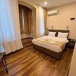 מלון 360 Nacre Taksim *